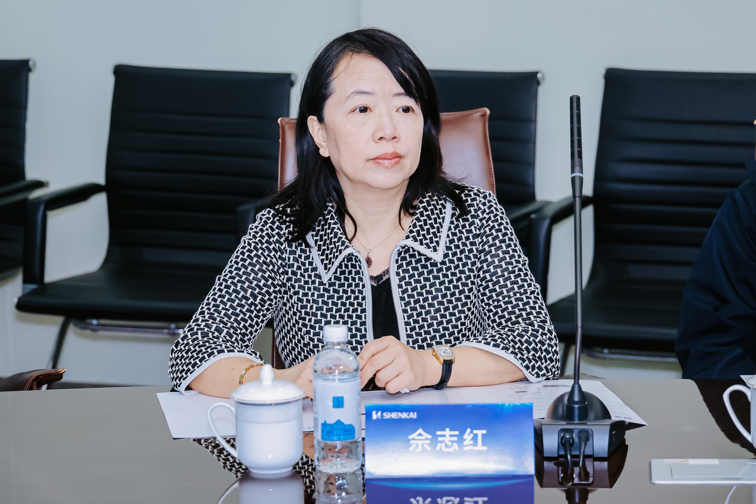 中石協(xié)劉宏斌會(huì)長(zhǎng)一行蒞臨神開(kāi)參觀考察(圖9) 中石協(xié)劉宏斌會(huì)長(zhǎng)一行蒞臨神開(kāi)參觀考察(圖9)